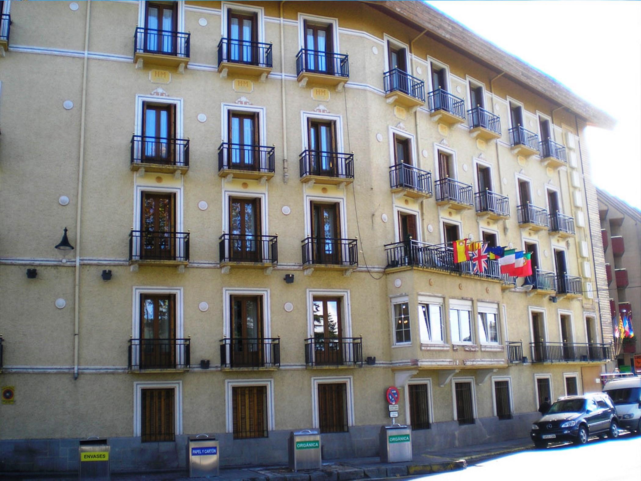 Hotel Mur Jaca Exterior photo