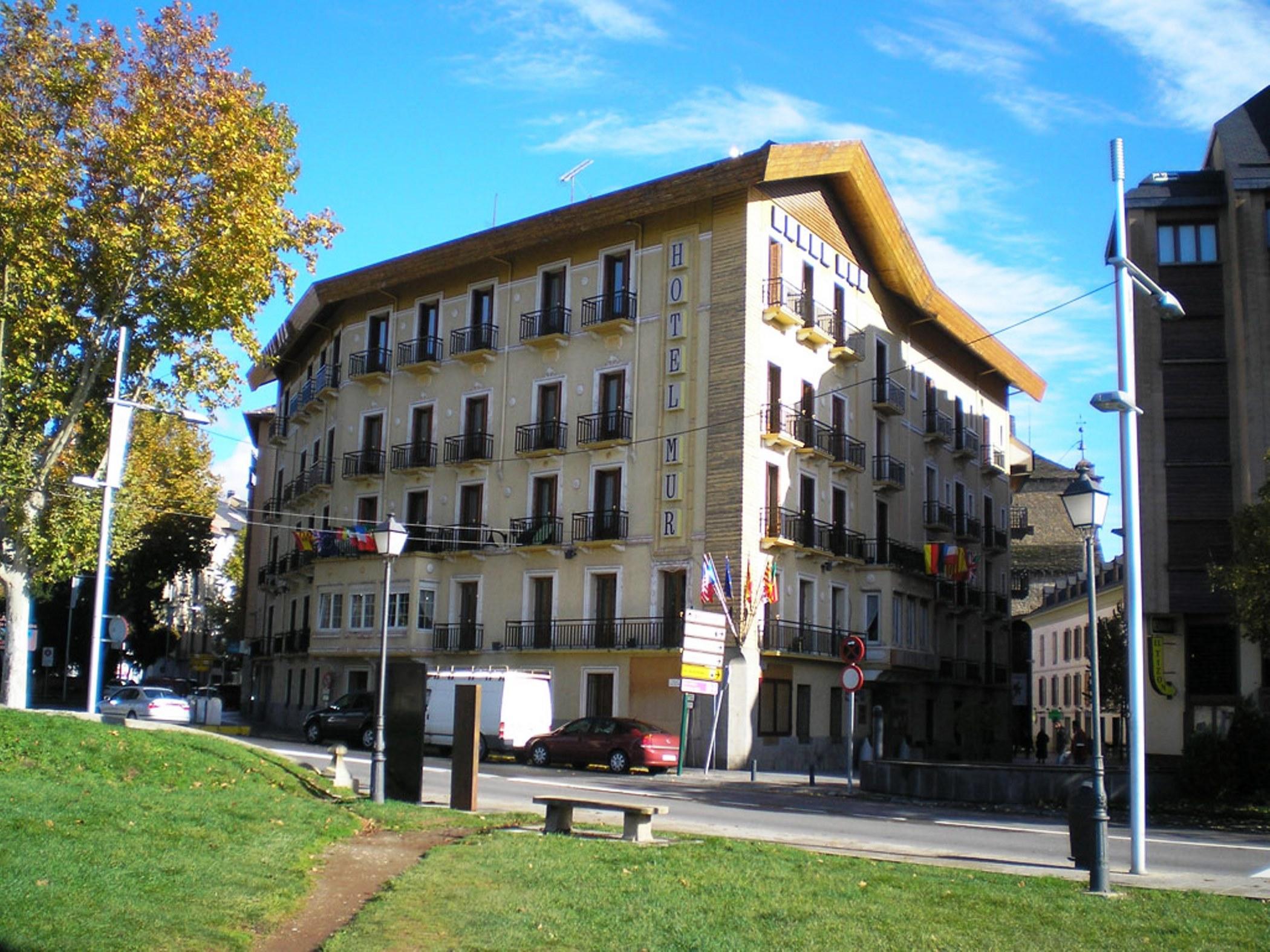 Hotel Mur Jaca Exterior photo