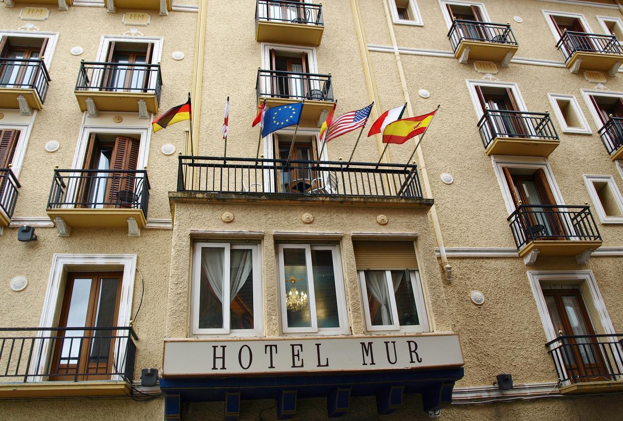 Hotel Mur Jaca Exterior photo