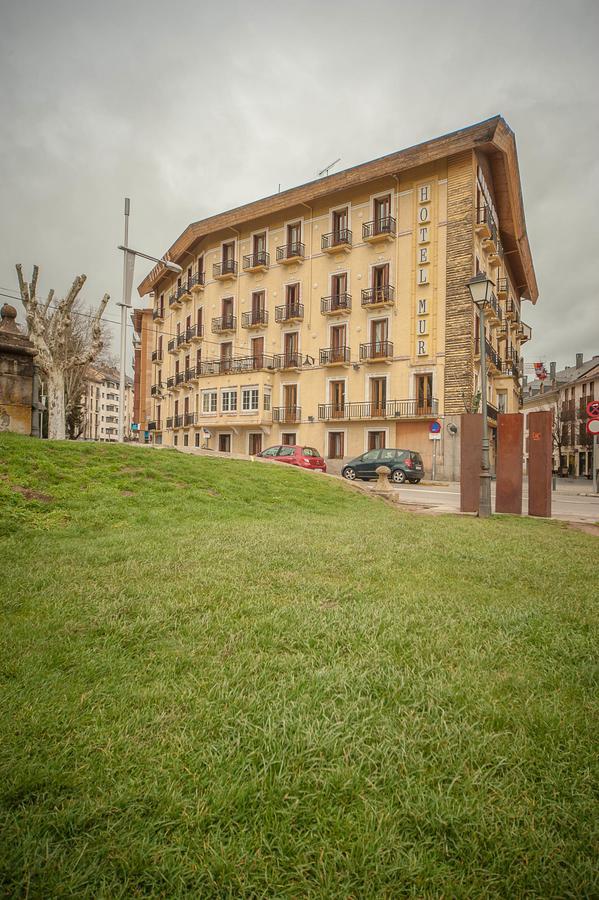 Hotel Mur Jaca Exterior photo